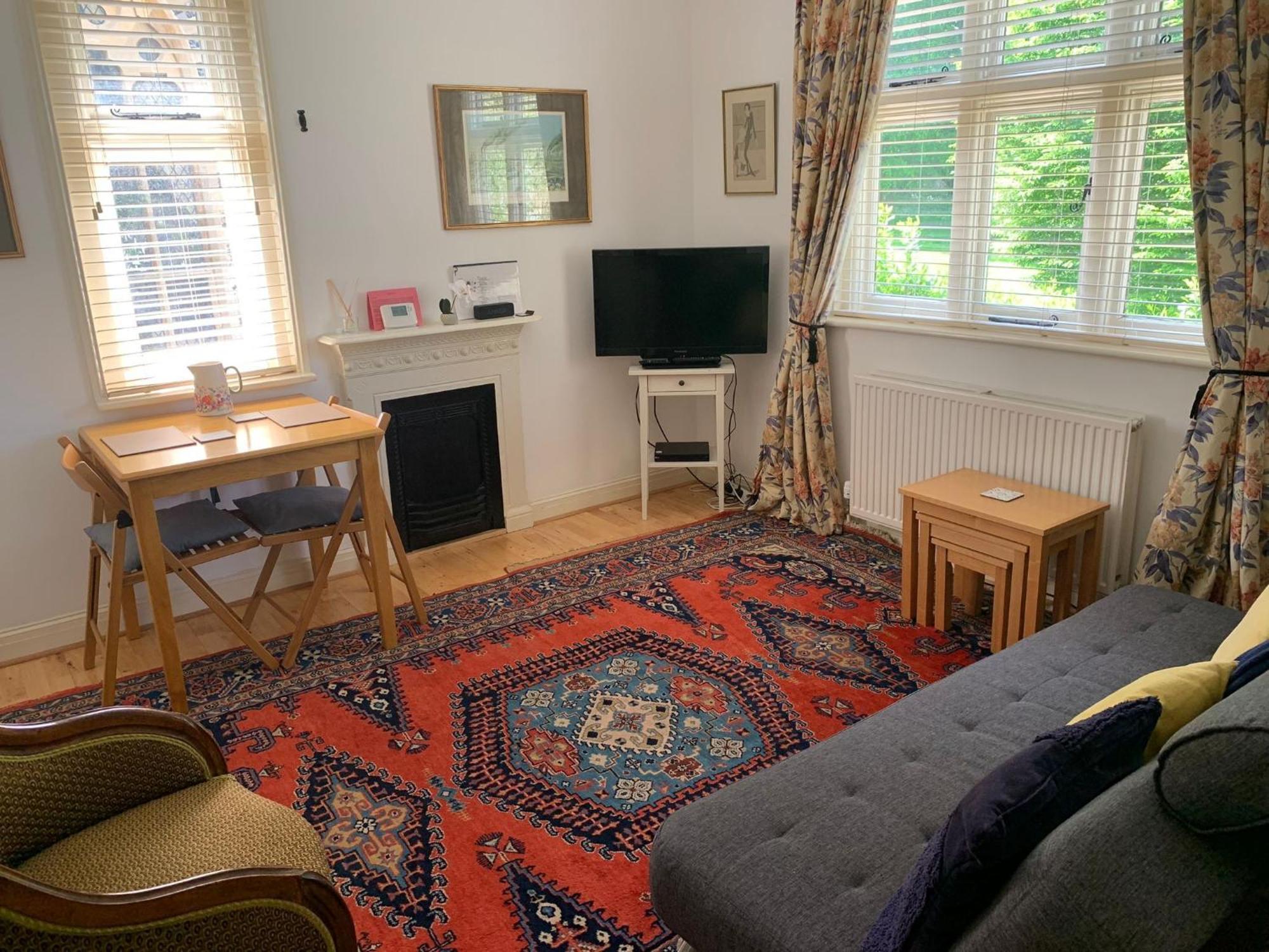 Old School Apartment 1 First Floor Bury St. Edmunds Экстерьер фото